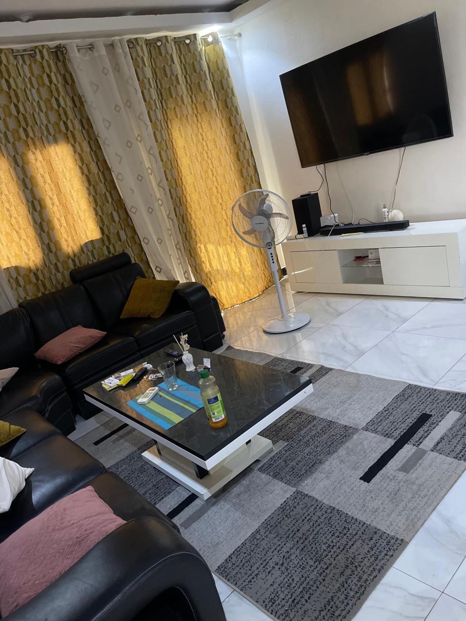 Hotel Residence Aicha Tambacounda ภายนอก รูปภาพ