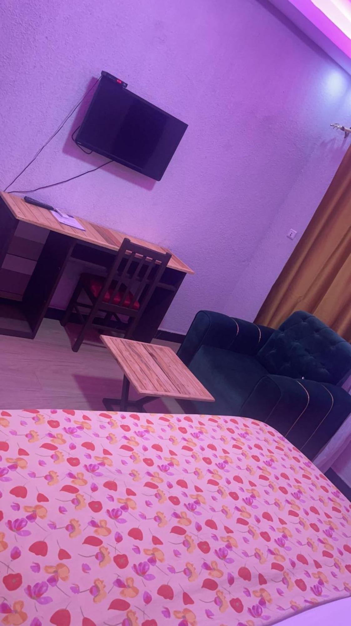Hotel Residence Aicha Tambacounda ภายนอก รูปภาพ