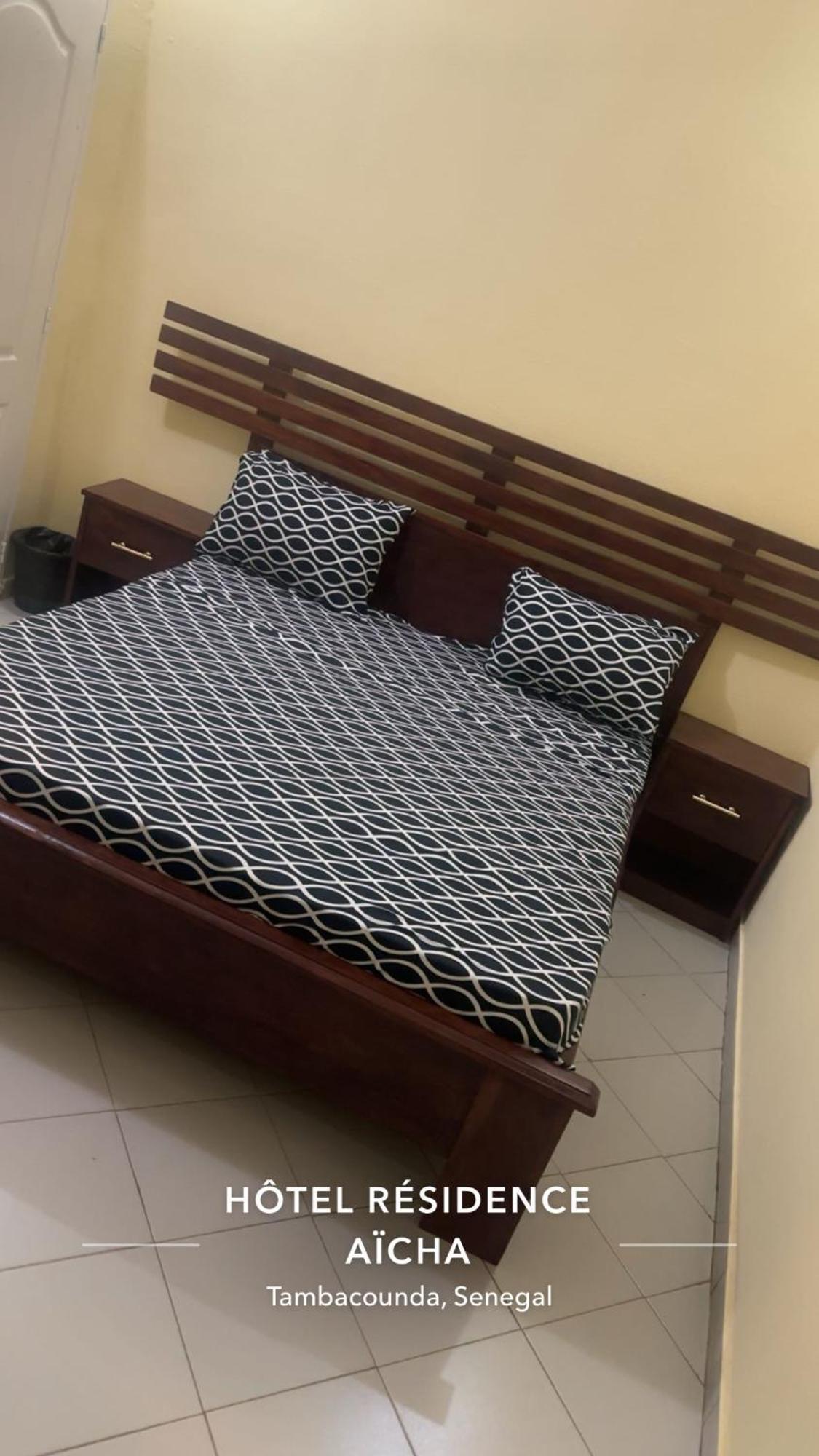 Hotel Residence Aicha Tambacounda ภายนอก รูปภาพ